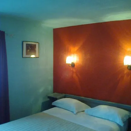 Le Sisley 2*
