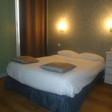 Le Sisley 2*