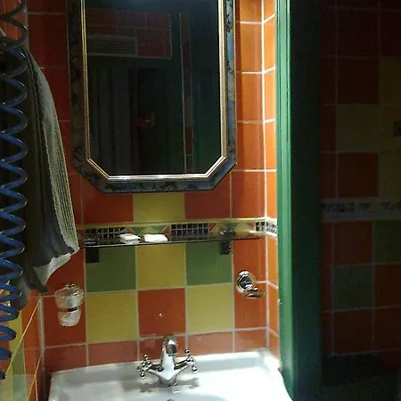 Le Sisley Hotel 2*